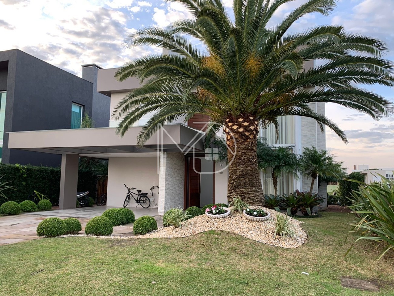 Imagem do imóvel Casa em condomínio 5 dormitórios para temporada, Centro em Xangri-lá referência 21