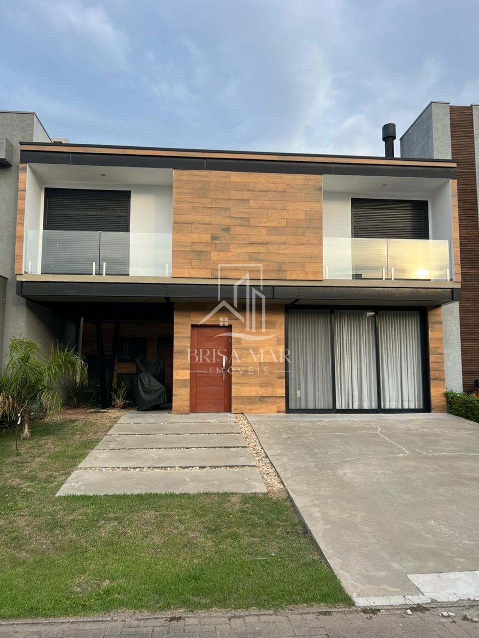 Imagem do imóvel Casa em condomínio 3 dormitórios, Remanso em Xangri-lá referência 3012